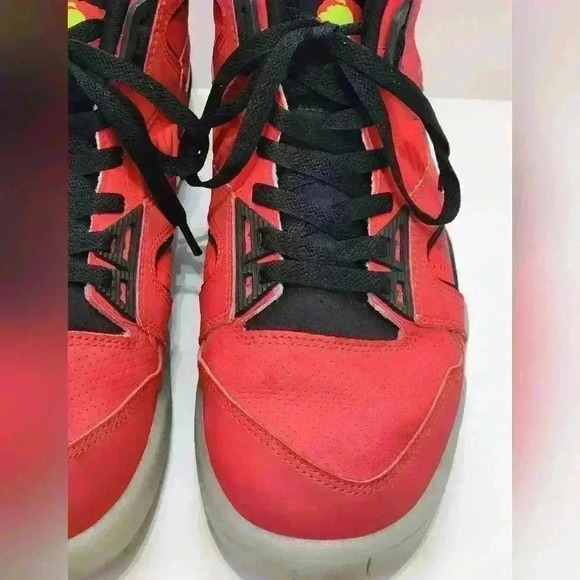 Nike Men's Red Air Tech Challenge Hybrid II Sneaker Shoes, sz 9 - Picture 5 of 14